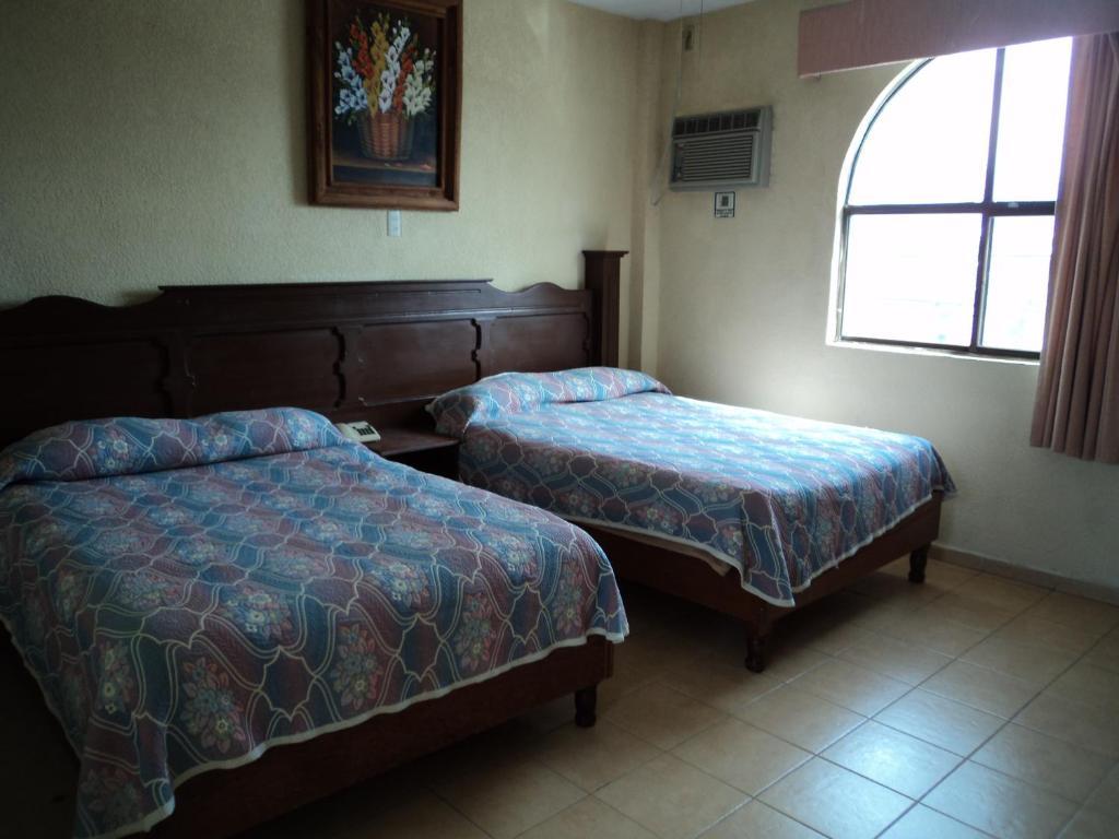 Hotel Mario'S Inn Ramos Arizpe Kültér fotó