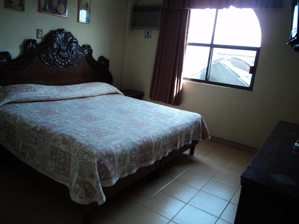 Hotel Mario'S Inn Ramos Arizpe Kültér fotó